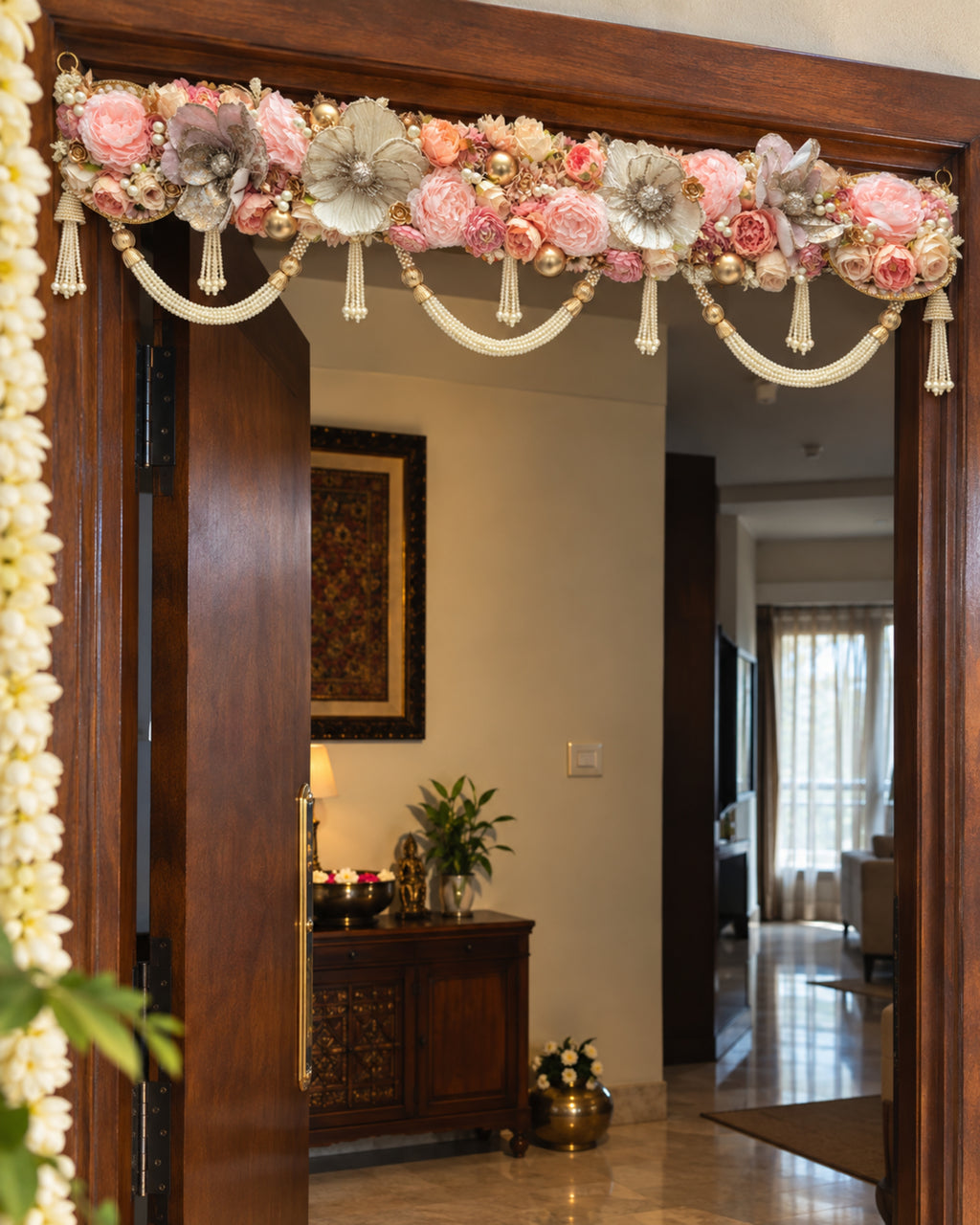 Blush Pearl Floral Bandanwar