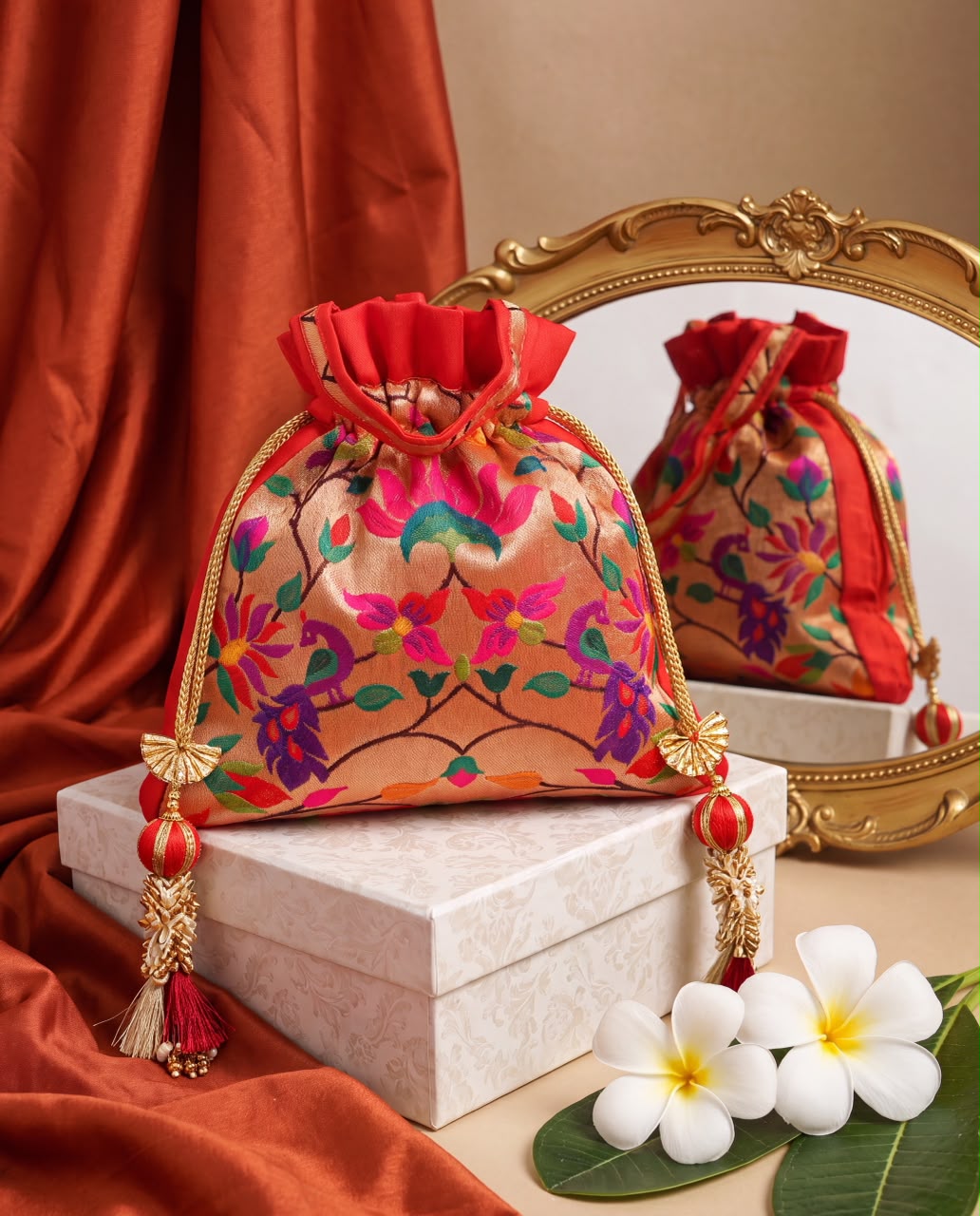 Paithani Potlis