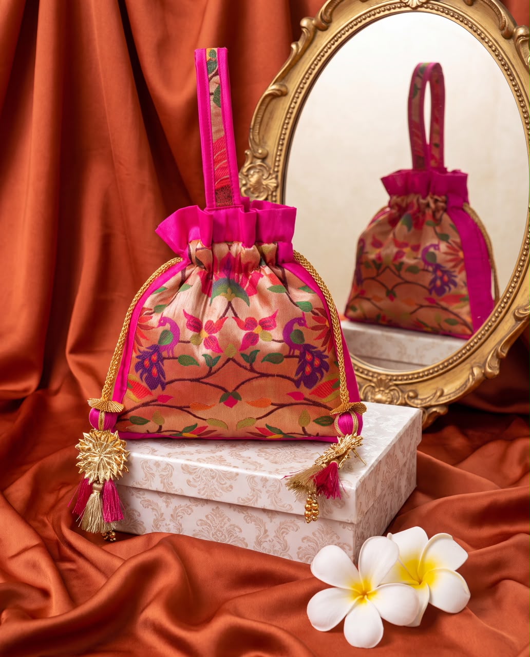 Paithani Potlis